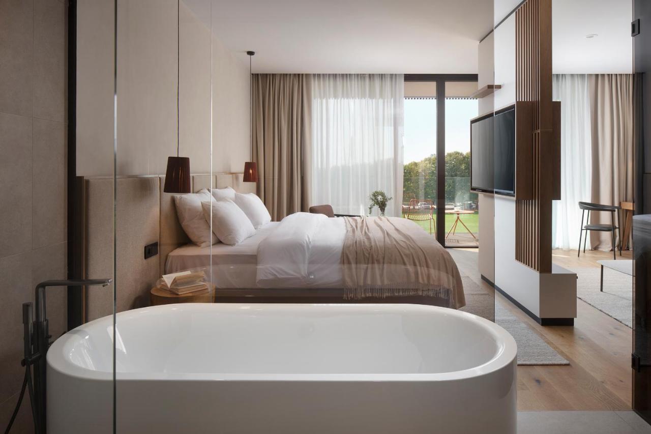 Hotel Materra Eszék Kültér fotó
